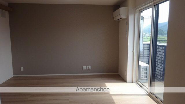 EL VIENTO PISTAの内装写真