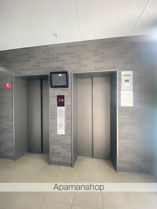 シャルマンフジスマート和歌山城公園　１３０１号[3LDK/74.56m2]の共用部1