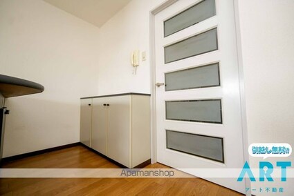 メゾン・ド・アーベリール[1R/30.4m2]の内装6