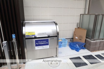 Ｂｒｏｗｎ　Ｗｉｎｇ[2LDK/53.38m2]の共用部3