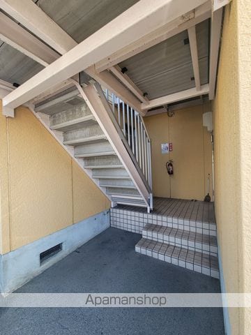 ビバリーハイツの玄関写真