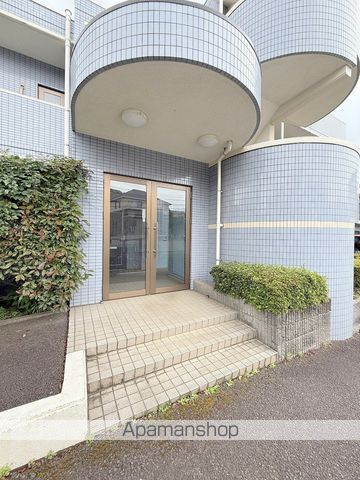 ブルーハイムの玄関写真