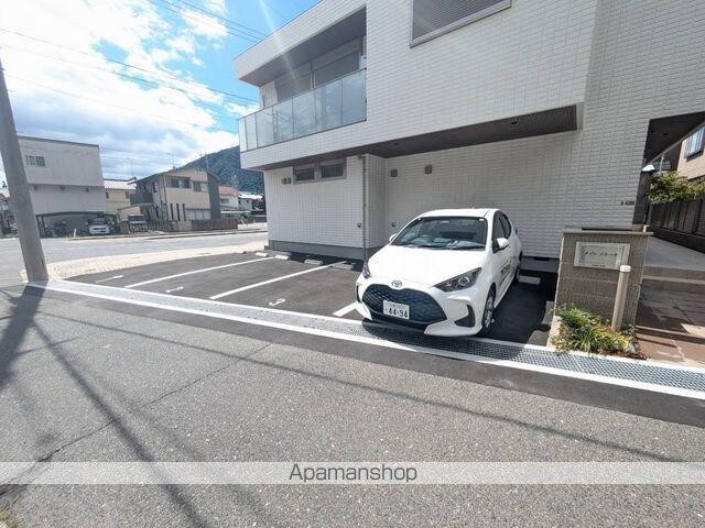 メゾン　ソラーナ[2LDK/49.97m2]の駐車場