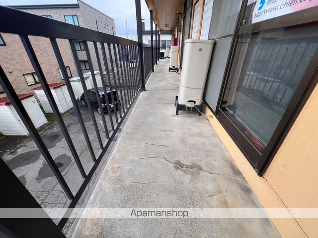 ひまわりマンションの玄関写真