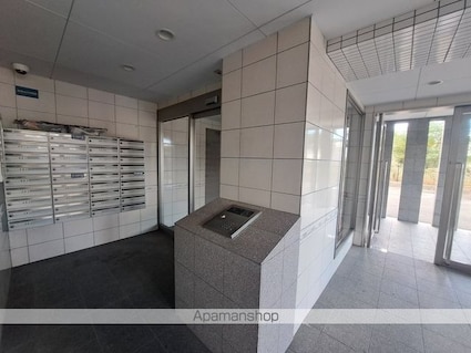 グランド・ステージ樽味[1R/35.03m2]のエントランス2