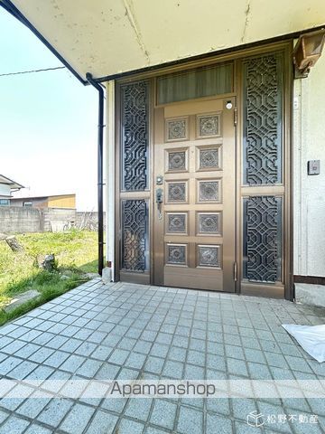 高松琴平電鉄琴平線 仏生山駅 徒歩17分 2階建 築52年の玄関写真