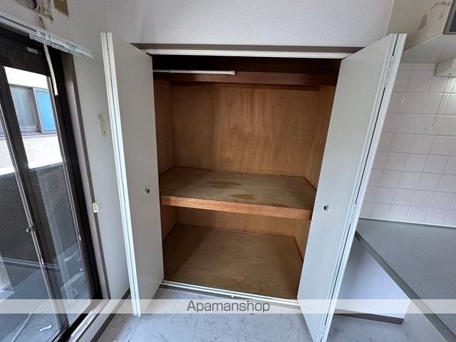 モアクレスト江坂の内装写真
