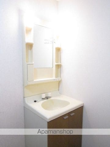 ロイヤルガーデンM B棟の内装写真