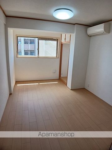 アドラブールの内装写真