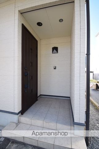 安芸郡海田町 2階建 築21年の玄関写真
