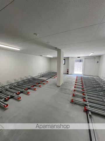 【中野区上高田のマンションの写真】