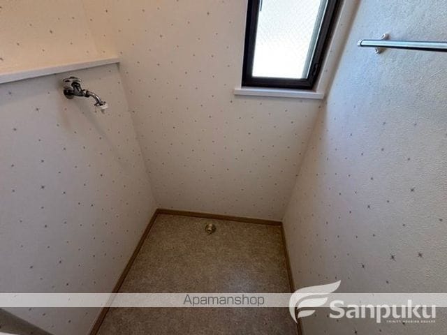 南持田町91-5戸建の内装写真