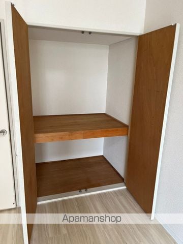 ホワイトキャッスル中倉7番館の内装写真