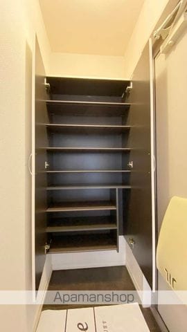 メゾン エミグラント A棟の内装写真