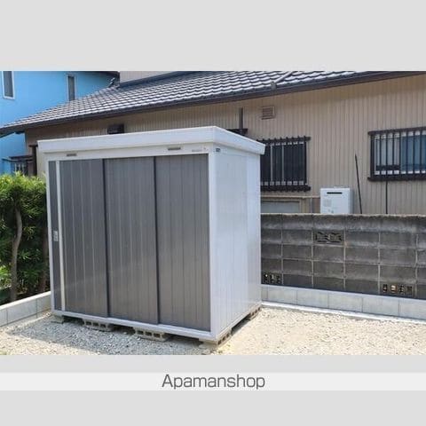東若林町キャレノワールの外観写真
