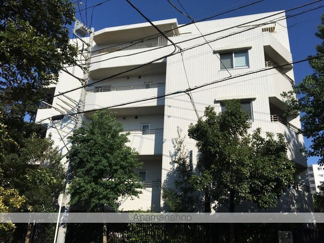 湘南袖ヶ浜レジデンスB棟の外観写真