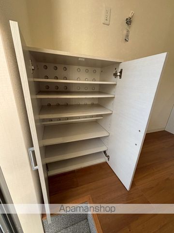 ASSICURATO西川原の内装写真
