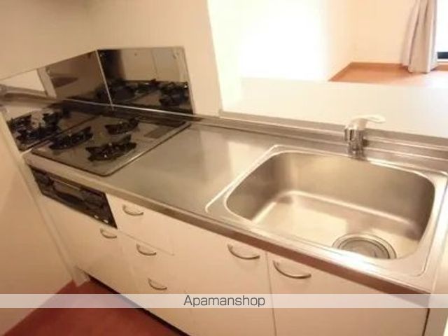 レオパレスKOMOTO足利の内装写真