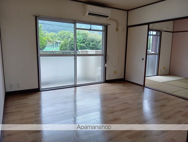 アーバンコート山根の内装写真