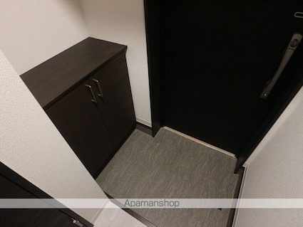 Ｍａｙｆａｉｒ東雲Ｐｒｅｍｉｕｍ[1LDK/33.3m2]の玄関