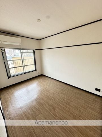 高倉第一コーポB棟の内装写真