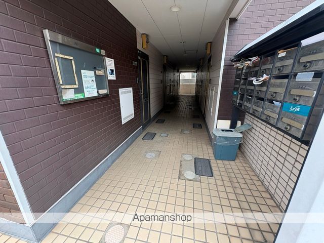 エイブル富田の玄関写真