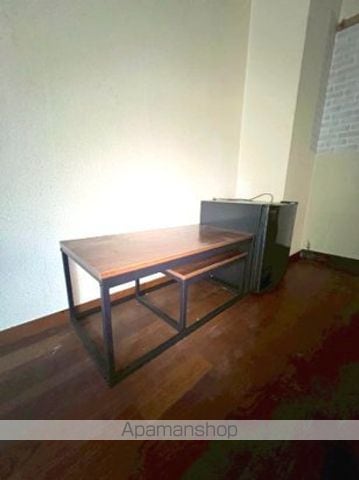 ロイヤルコーポ新通の内装写真