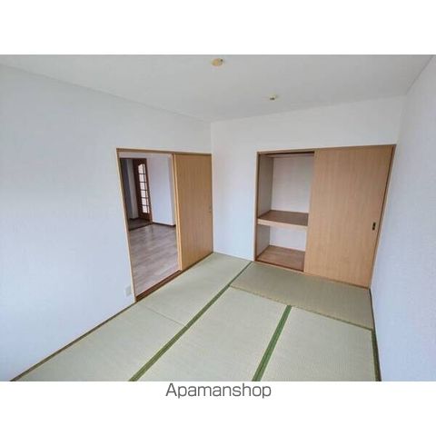 メゾン出町の内装写真