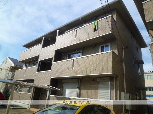 フォース クローバーIIの外観写真