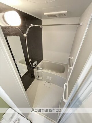 Ｌｙｋ都町Ｃ棟[2LDK/46.37m2]のバス