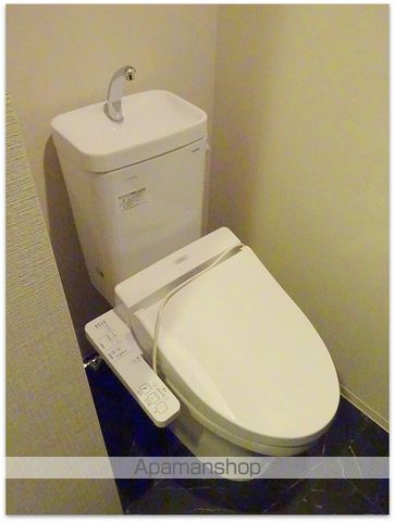 C0MF0RIA阿波座の内装写真