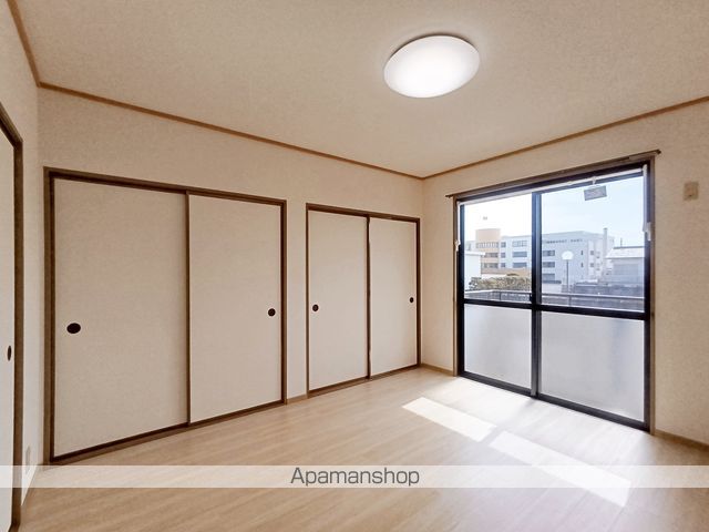 ルミナス山城 A棟の内装写真