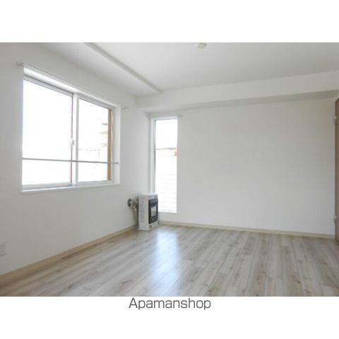 ADVANCEMENT12の内装写真
