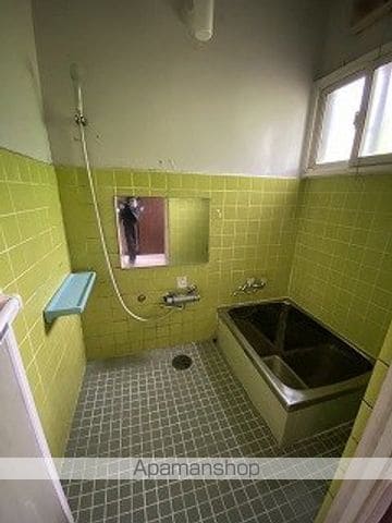 蓬莱町貸家の内装写真