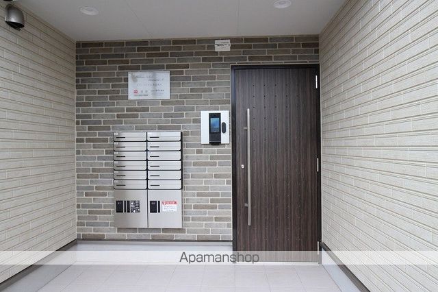 メゾンソレイユ久留米Aの玄関写真