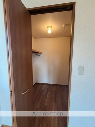 和歌山県和歌山市西浜[2LDK/56.3m2]の収納