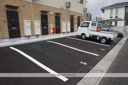 ココリ杜せきのした[1LDK/32.11m2]の駐車場