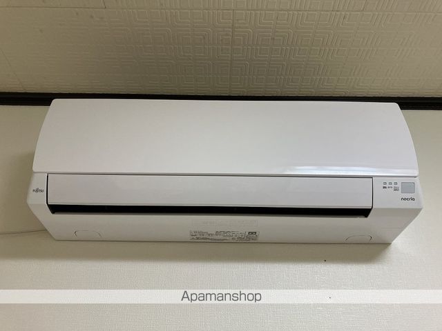 MK ハイツ A棟の内装写真