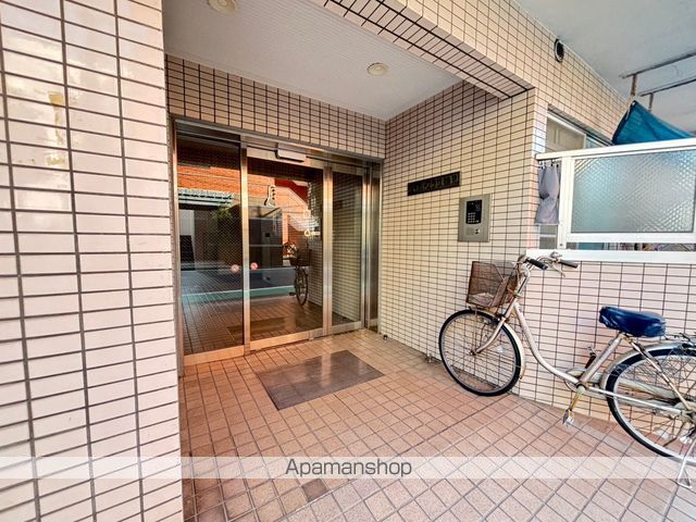 ダイホープラザ鶴見の玄関写真