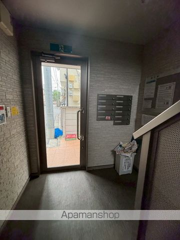 ルクール平和台の玄関写真