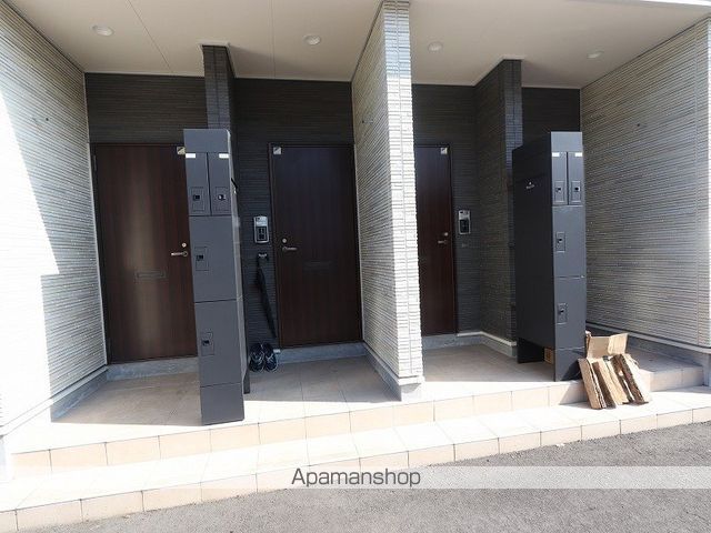 グランメゾンの玄関写真