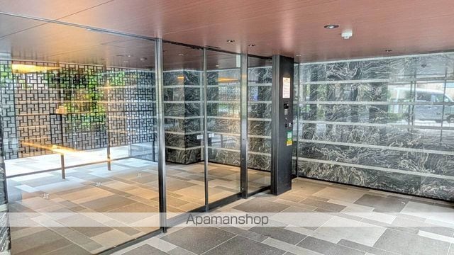 ドゥーエ早稲田の玄関写真