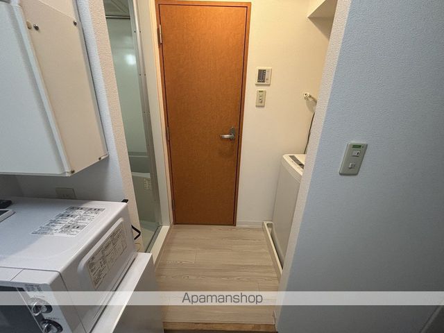 CANVASSすすきのの内装写真