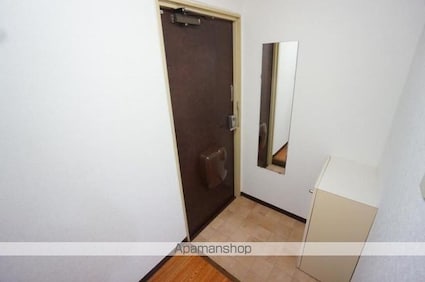 レーベン池田第六ビル[1R/27.16m2]の玄関