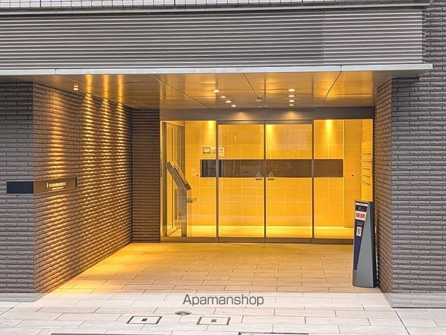 メインステージ入谷IIIの玄関写真