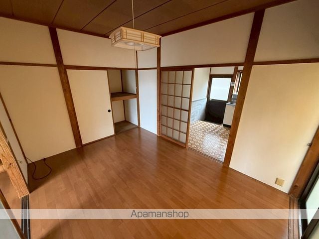 平松貸家の内装写真