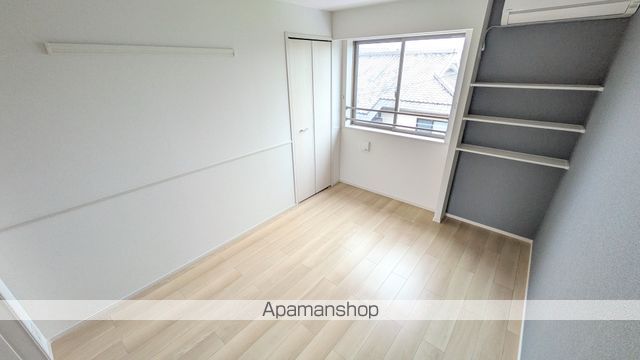 リナセント IIの内装写真