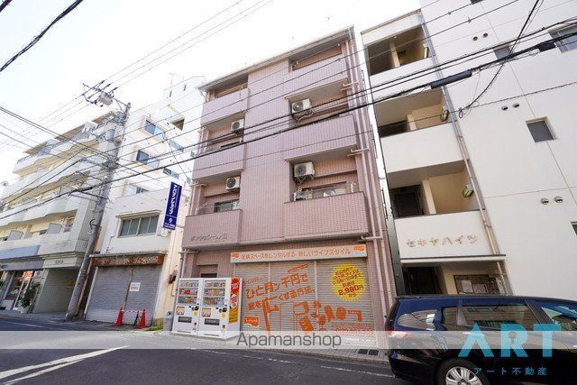 ボンジョワールIIIの外観写真