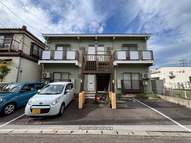 ラフィーネ坂野