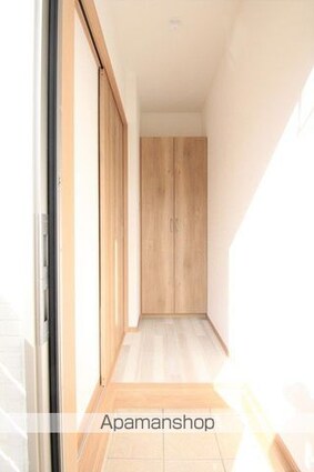 メゾン・ド・シュシュ[2LDK/62m2]の玄関